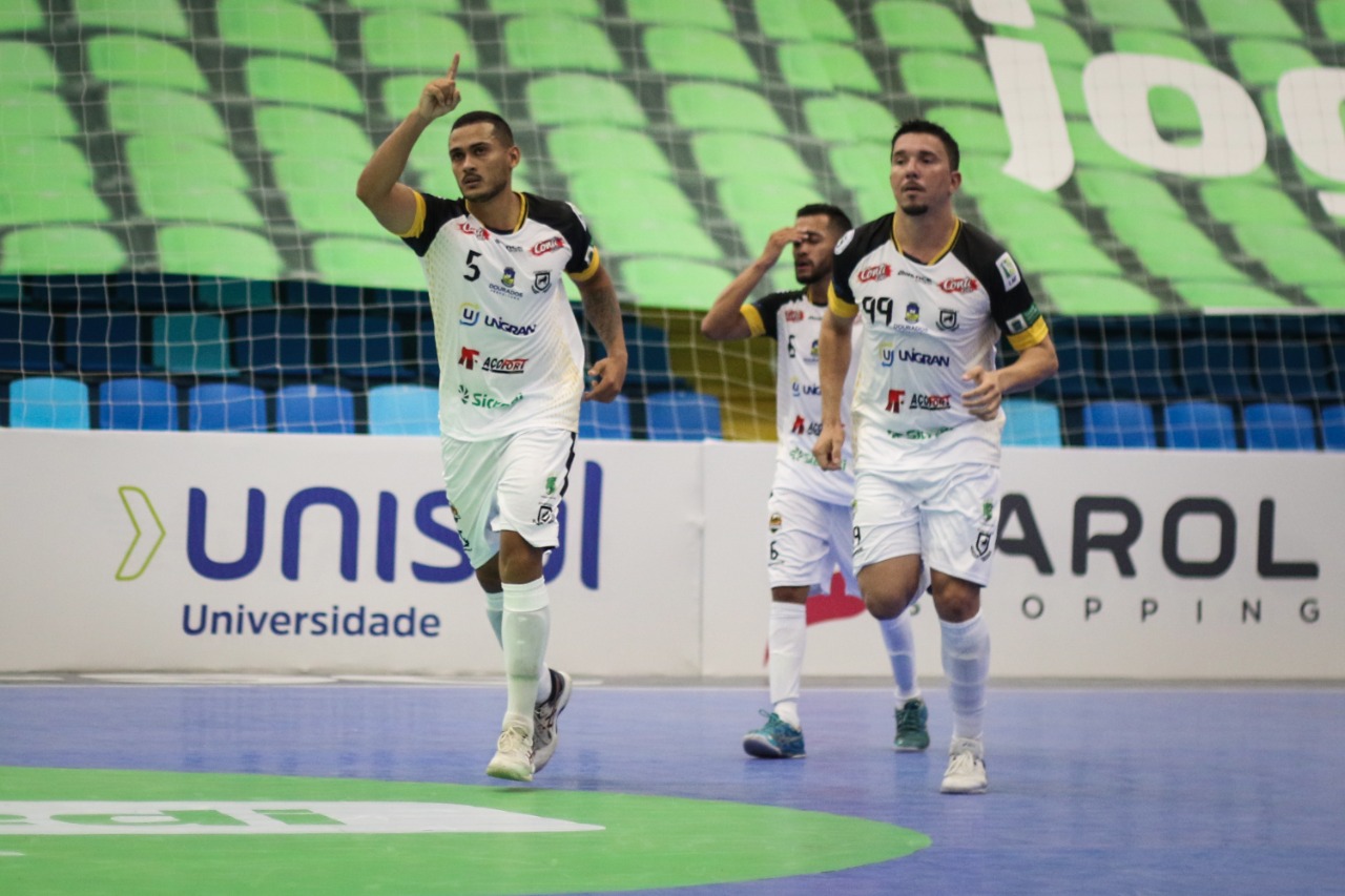 Juventude AG empata com Joaçaba na estreia da Taça Brasil