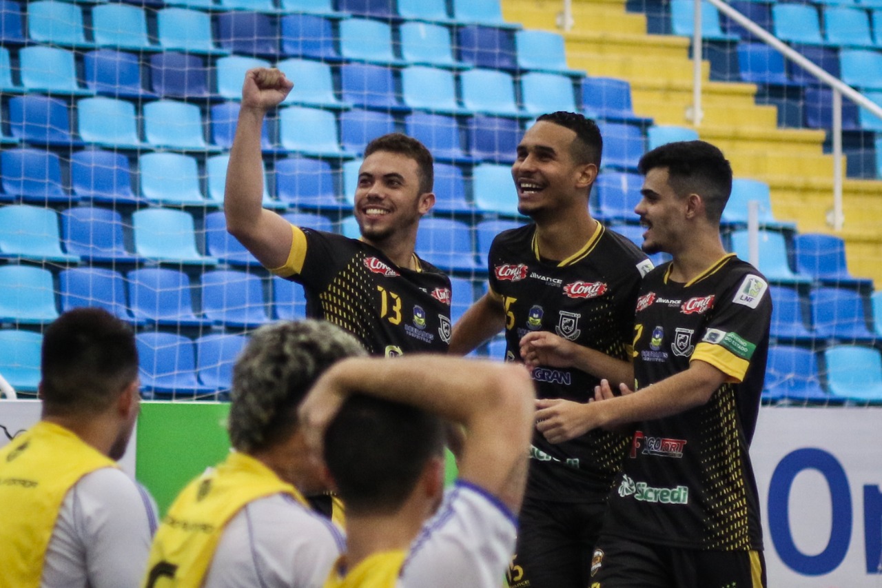 Juventude AG vence Amigos do Alvorada e segue invicto na Taça Brasil de Futsal