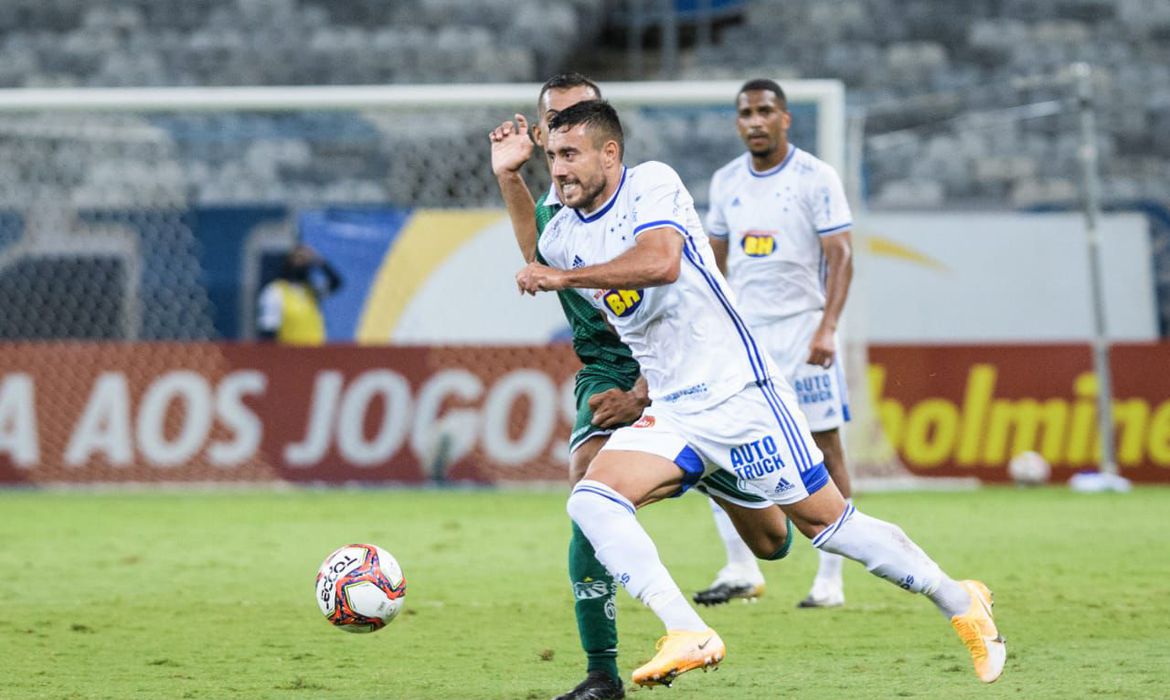 Caldense bate Cruzeiro no Mineirão por 1 a 0