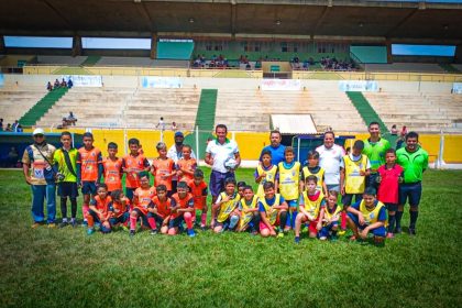 Seletiva para equipe de base do Flamengo seleciona meninos de Três Lagoas