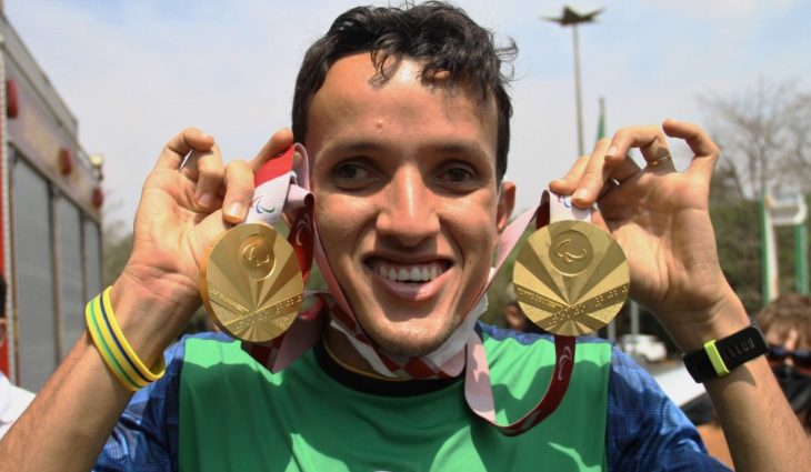 Yeltsin recebe prêmio de melhor atleta e é destaque na revista Forbes