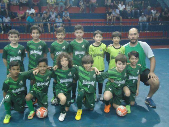 Escolinha Pelezinho de Futsal abre inscrições para o ano de 2022 