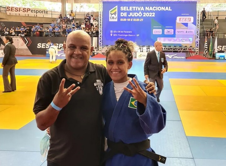 Aléxia Nascimento é tricampeã em seletiva de judô e MS classifica 11 atletas para o Meeting Nacional