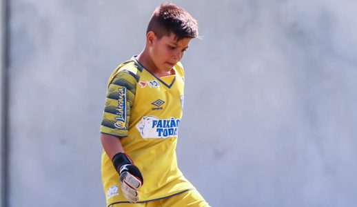 Atleta sul-mato-grossense joga nas categorias de base do Avaí