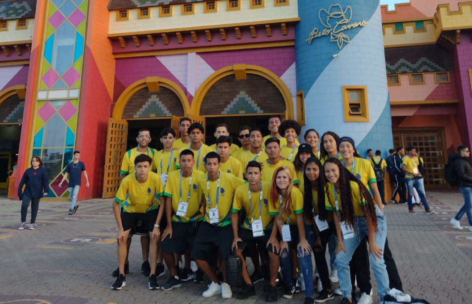 Delegação de MS visita o maior parque temático da América Latina