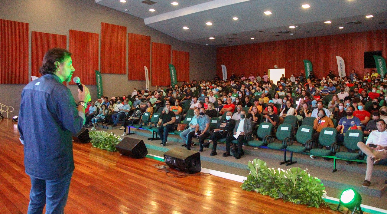 Evento reúne clubes e federações para discutir diretrizes de gestão esportiva