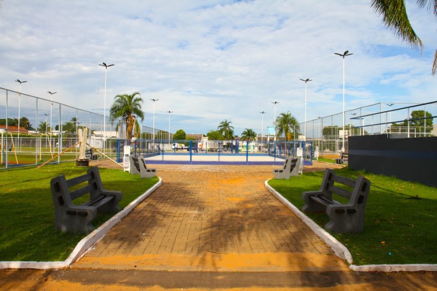 Praça Poliesportiva de Paranaíba receberá Playground