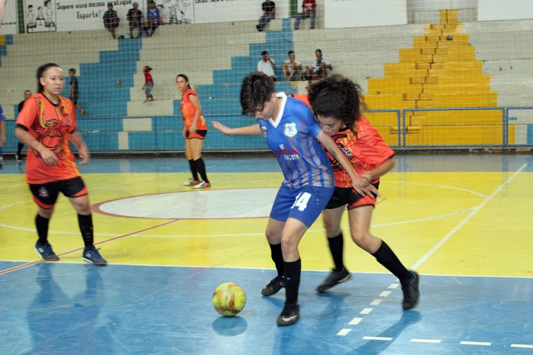 6º Torneio de Futsal Feminino de Naviraí reuniu equipes de 6 municípios