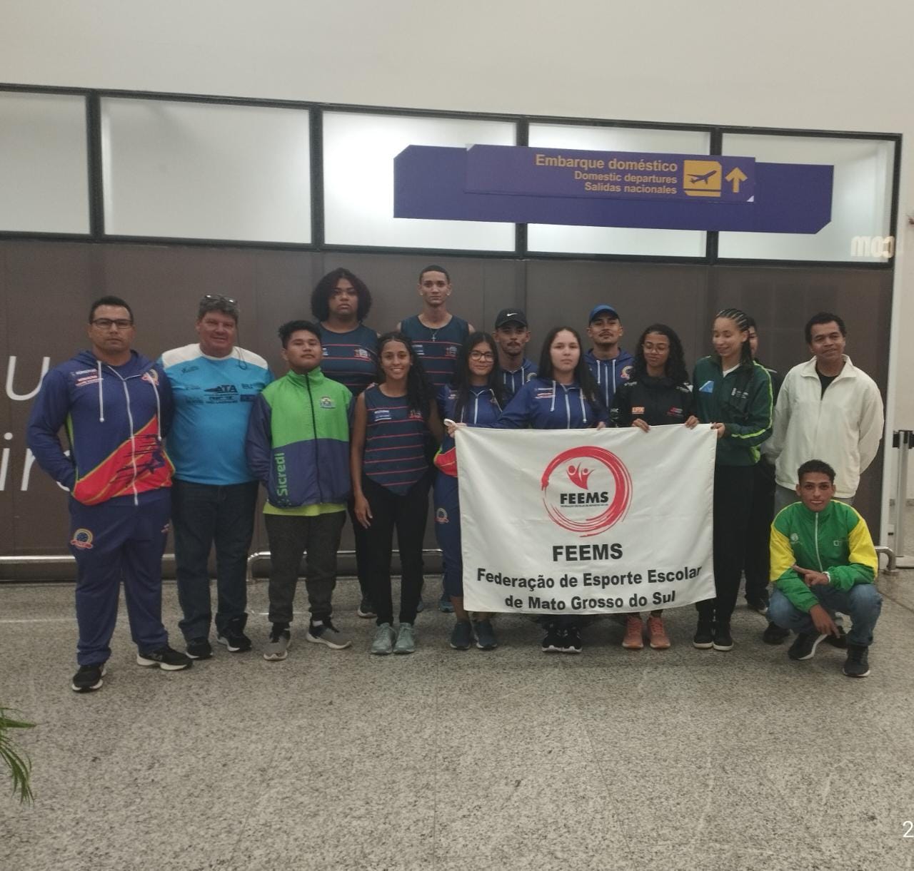 Delegação de Atletismo de MS embarcou para Distrito Federal