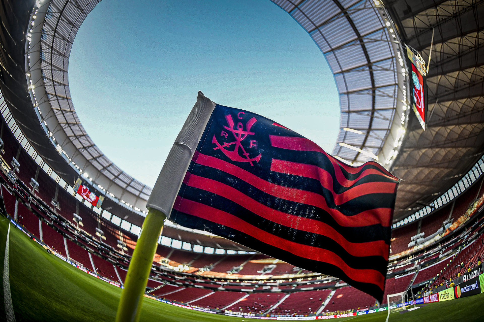 Com dois de Pedro, Flamengo vence a primeira na Libertadores 2023