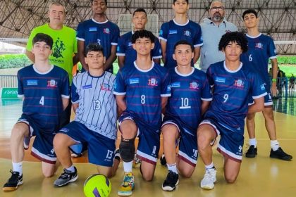 Time masculino de voleibol de TL estreia nos Jogos Escolares