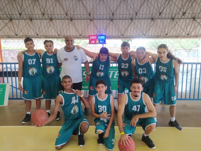 Equipe de basquete de Selvíria já disputa os Jogos Escolares