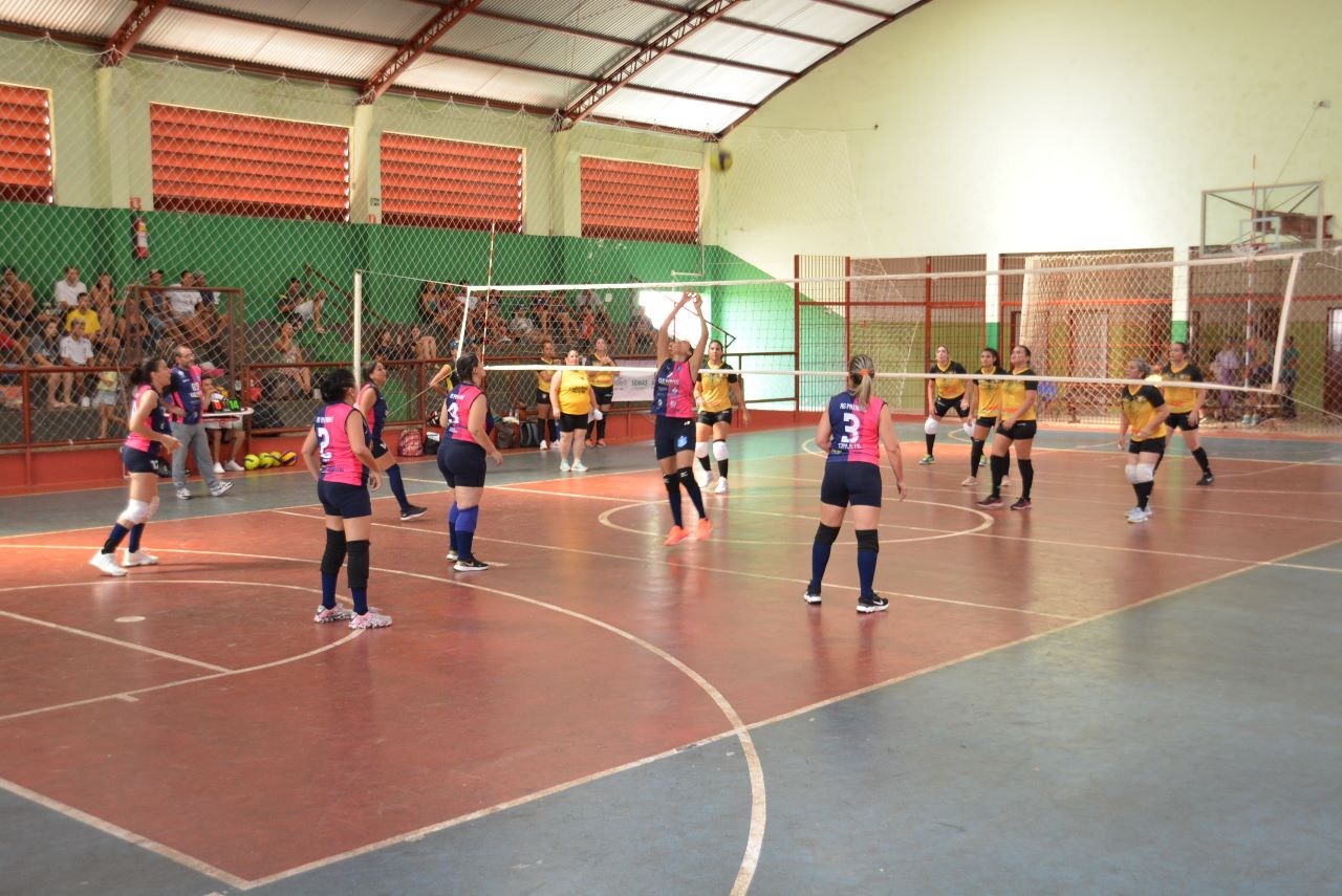 Campeonato de Voleibol masculino e feminino acontece em Bataguassu