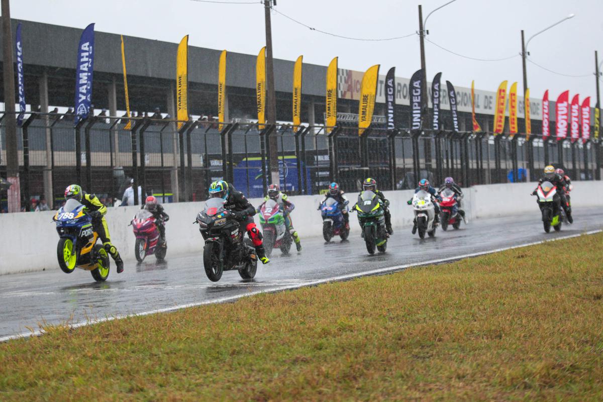 Moto 1000 GP retornou a Campo Grande e agitou o Autódromo