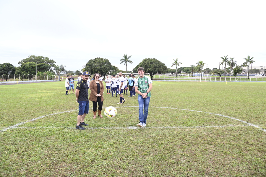 Prefeitura abriu no domingo o Campeonato de Futebol Suíço em Itaquiraí