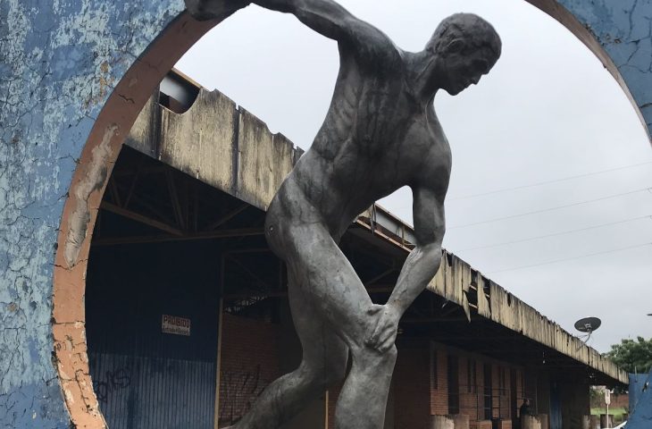 Governo do Estado fará reforma completa do ginásio esportivo de Dourados
