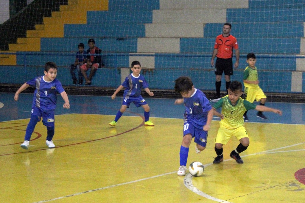 Copa Cidade Naviraí de Futsal de Base 2023 entra na semana de final