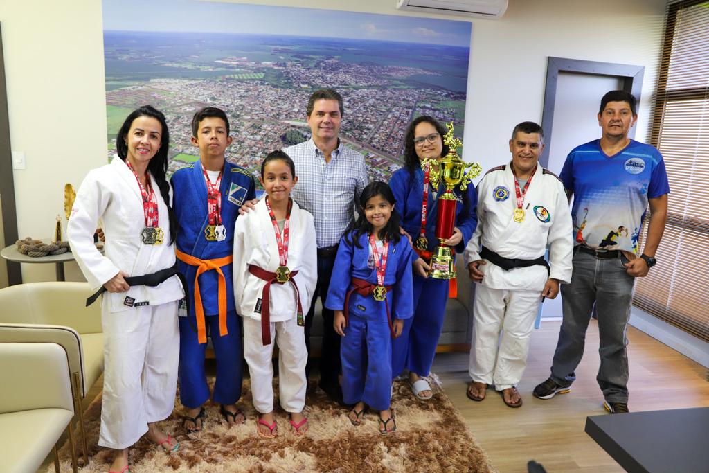 Judô de Maracaju conquista bons resultados em Campeonato