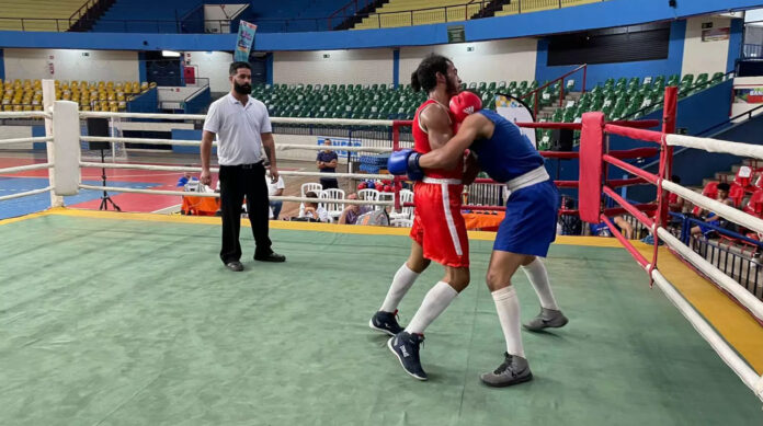 Centro de Treinamento Pantaneiro é bicampeã no Estadual de Boxe