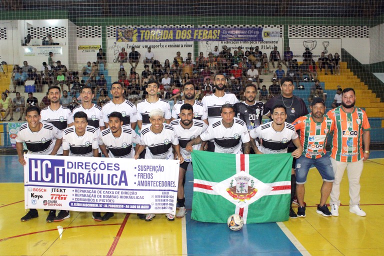 Naviraí está na semifinal da Conferência Sul da Liga de Futsal