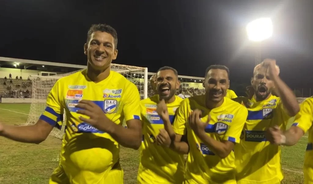 DAC vence Corumbaense e garante classificação para quartas de final