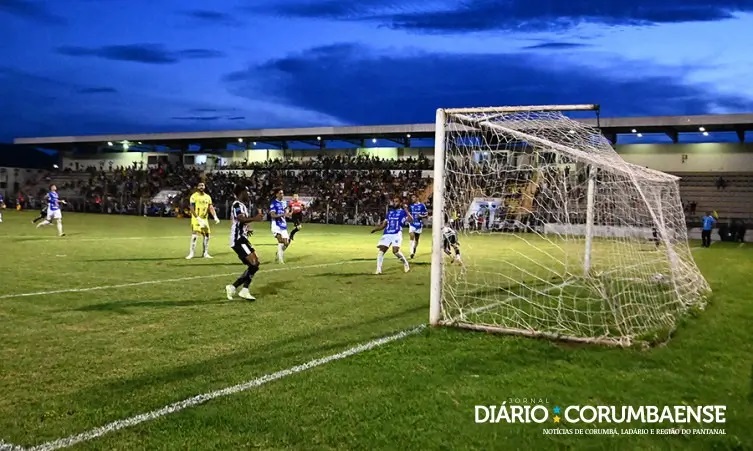 Corumbaense vence Ivinhema e garante lugar nas quartas de final