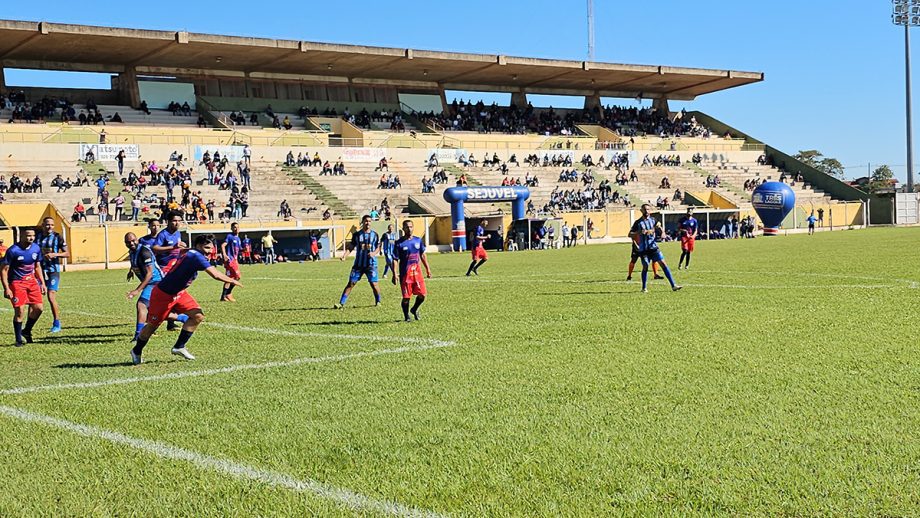 Campeonatos Amador e Varzeano estreiam neste sábado em TL