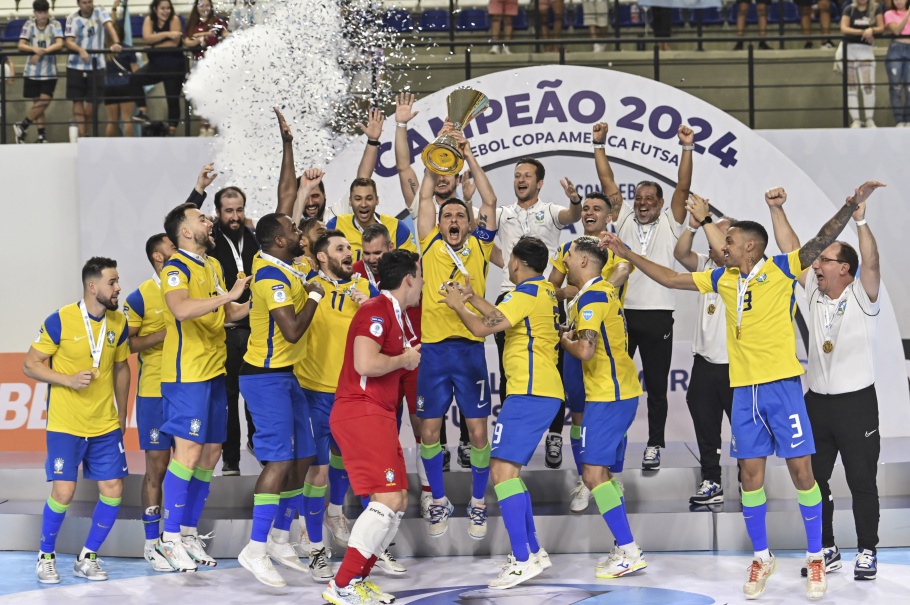 Seleções de Futsal lideram primeiro ranking mundial da FIFA
