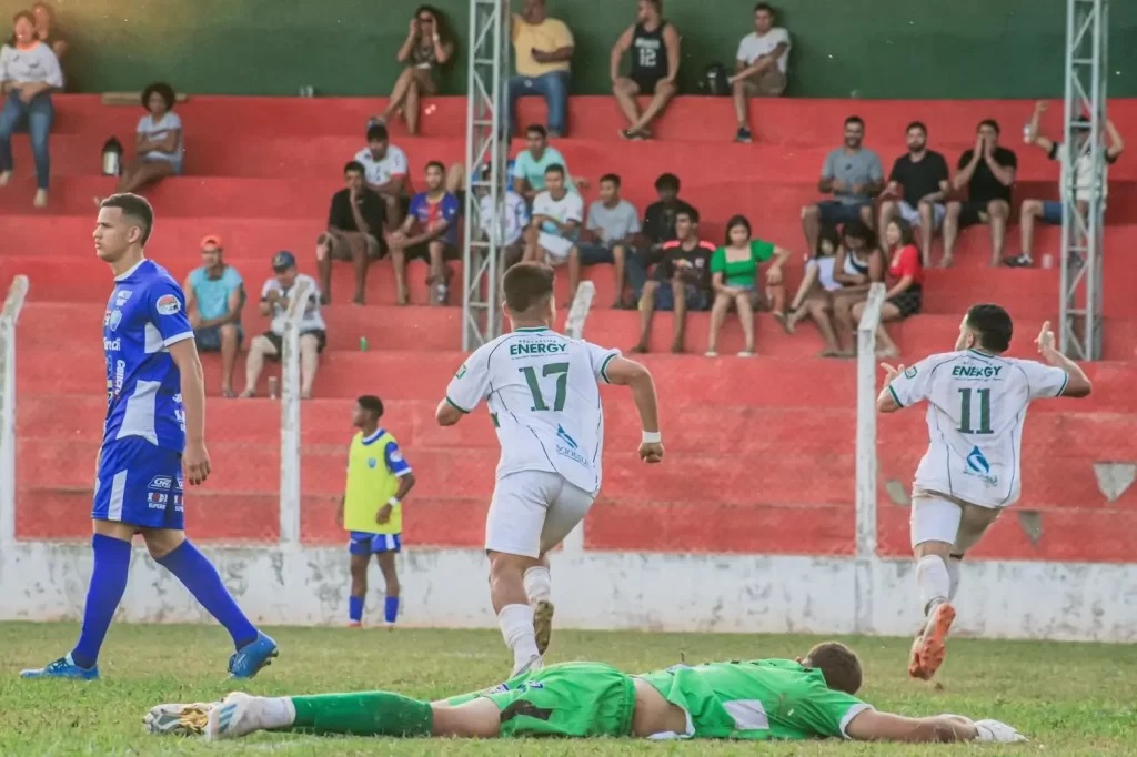 Operário AC bate Ivinhema e vira turno na liderança do Estadual Sub-20