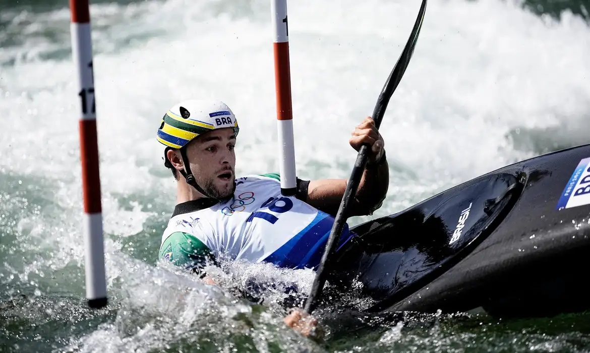 Brasileiros garantem vaga nas semifinais da canoagem slalom