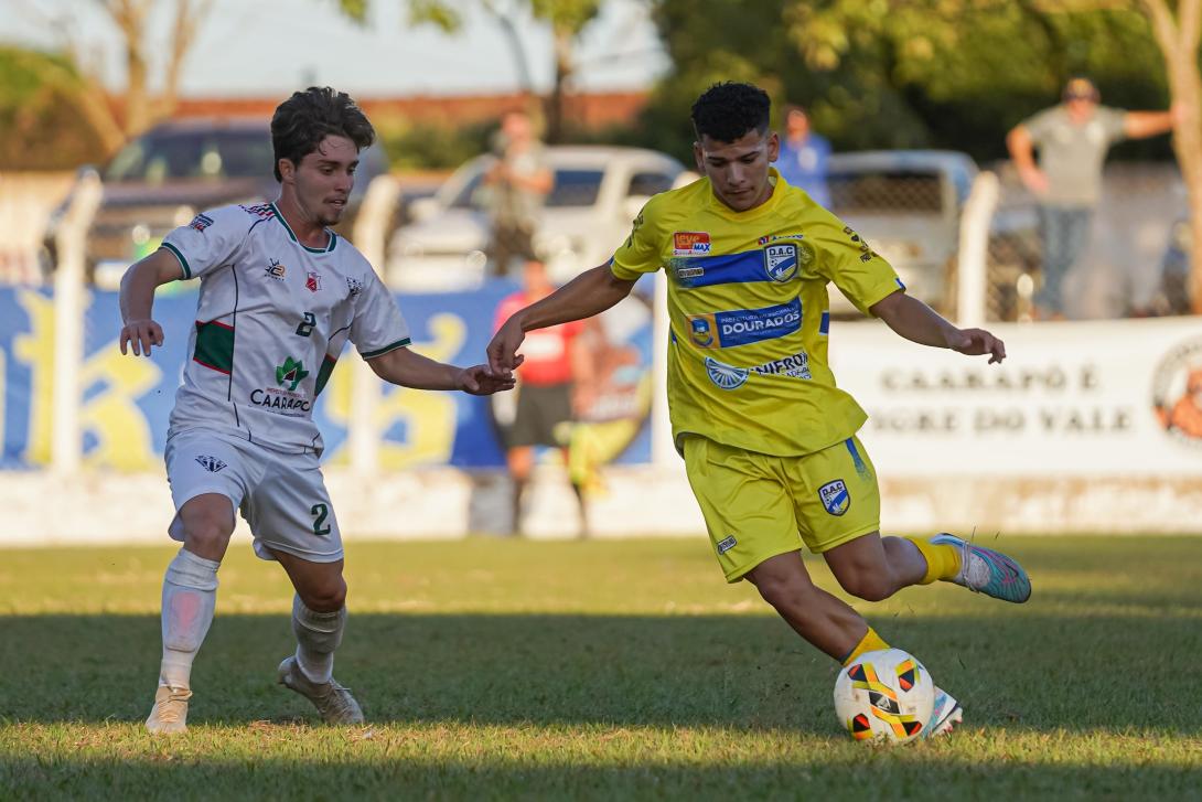 Federação divulga arbitragem para primeiro jogo final do Estadual Sub-20