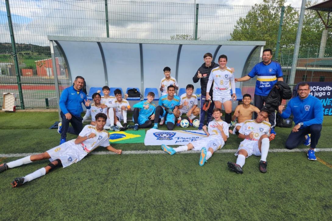 Time Sub-16 do Grêmio Santo Antônio participou na Espanha do MIC Football 2025