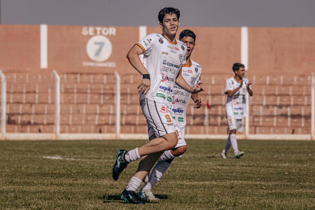 Corumbaense goleia Operário e enfrenta o DAC na semifinal do Estadual Sub-15