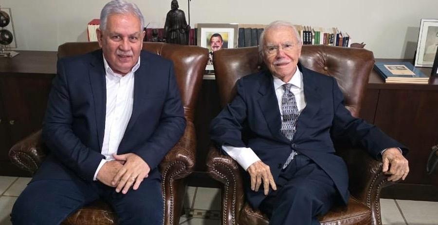 Estevão Petrallás se reúne com o ex-presidente José Sarney