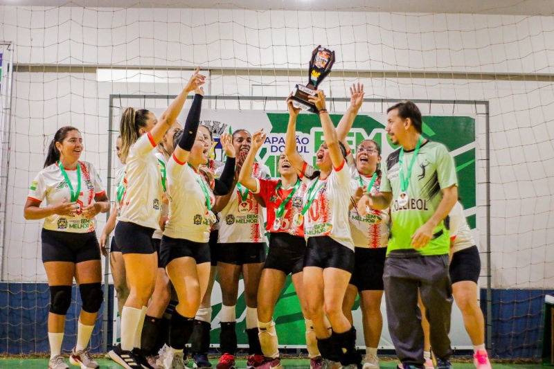 Equipe de Chapadão do Sul é campeã da Copa das Secretarias de Vôlei 2025