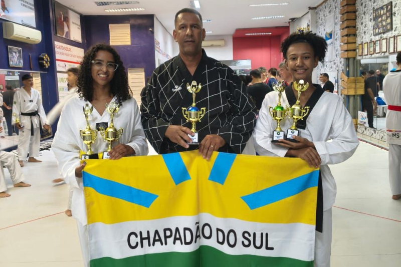 Escolinha Municipal de Taekwondo de Chapadão do Sul se destaca em premiação