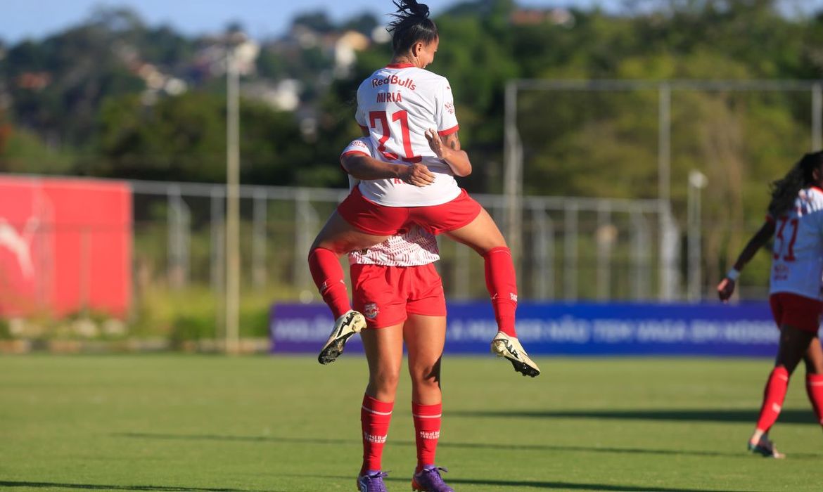 Bragantino estreia com vitória sobre Ferroviária no Brasileiro Feminino