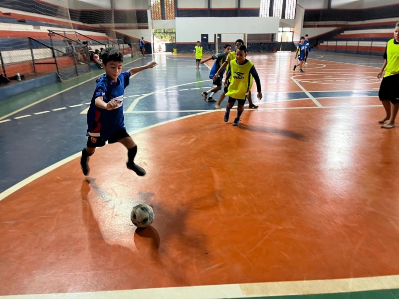 Jovens talentos brilham na Escolinha de Futsal de Aparecida do Taboado