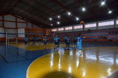 Equipes de iguatemi se destacam na etapa do cone sul de vôlei masculino e feminino com 100% de aproveitamento 