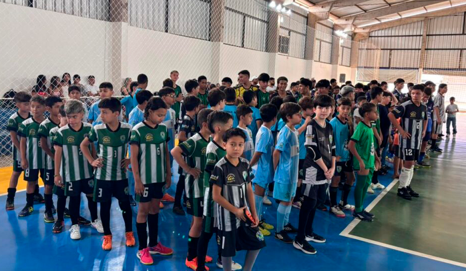 Costa Rica estreia com bons resultados na abertura da 1ª Copa das Cidades de Futsal em Alcinópolis