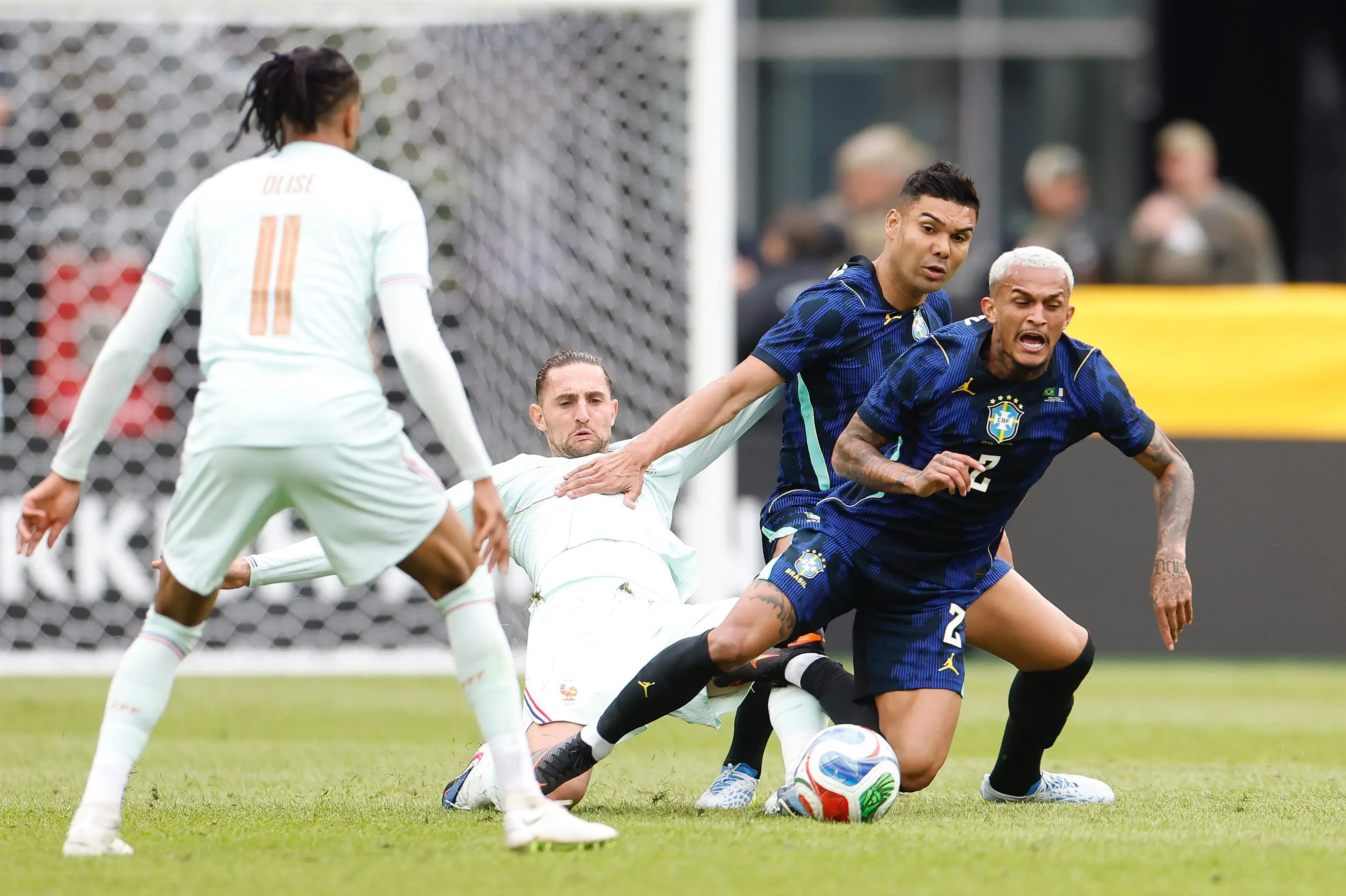 Seleção Brasileira é superada pela França nos EUA