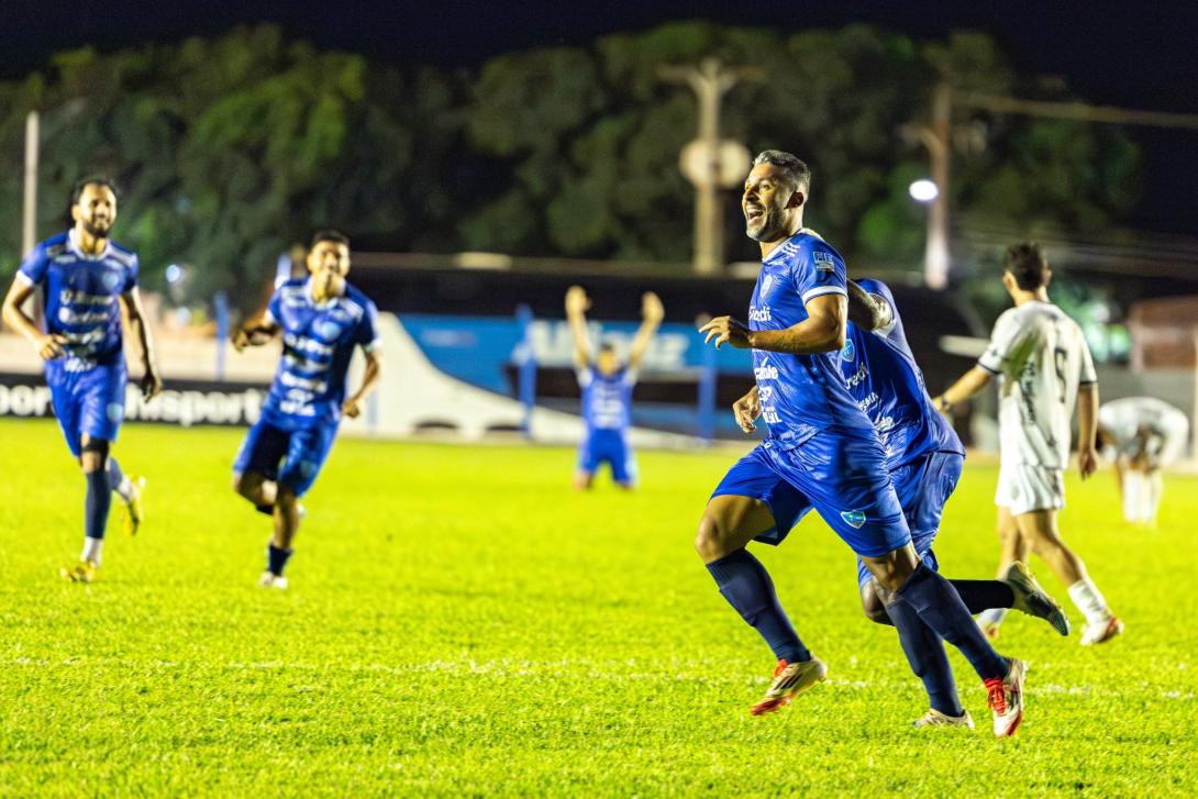 Ivinhema vence Operário, encosta na liderança e complica vida do adversário na Série D do Brasileiro