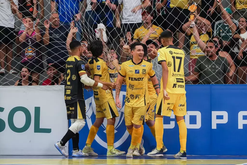 Juventude AG vence, faz história e avança na Copa LNF