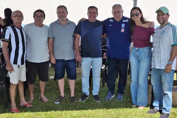 Entre atletas e torcedores, Estevão Petrallás reforça compromisso com o futebol do interior em Anastácio