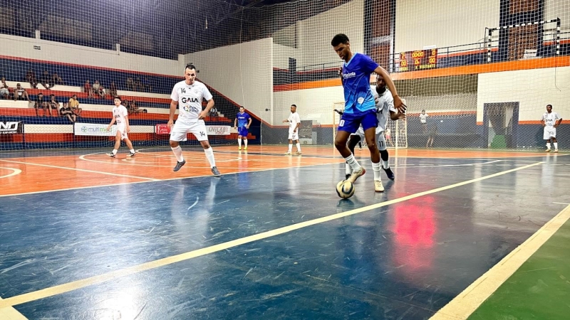 Geneseas e Plastrela avançam à final do Campeonato de Futsal entre Empresas