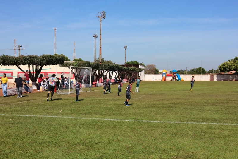 Festival de Futebol Amador Sub-9 reúne jovens atletas de cinco equipes em Brasilândia