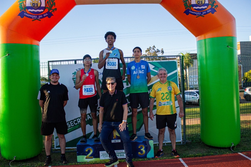 Chapadão do Sul investe no futuro do esporte e recebe mais de 150 atletas no Estadual Sub-18 de Atletismo