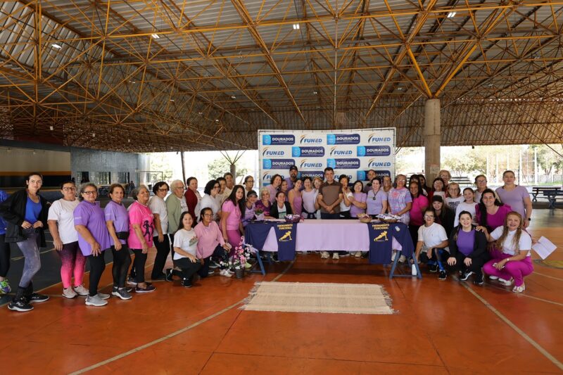 Prefeitura mobiliza alunas de projetos esportivos no combate à violência contra a mulher
