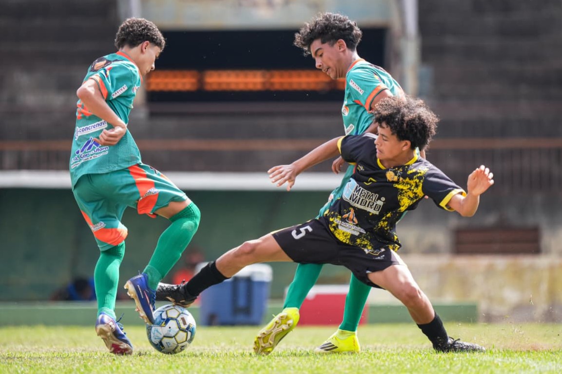 Ubiratan, Pantanal, Náutico e ABC avançam para semifinal do Estadual Sub-15