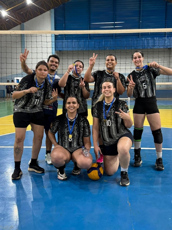 Torneio de Vôlei reúne atletas e movimenta o esporte em Inocência